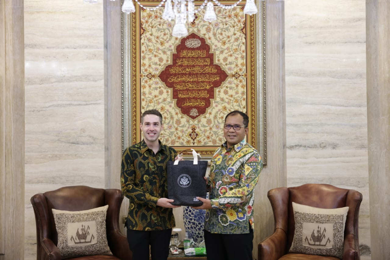 Bertemu Wali Kota Danny Pomanto, Pejabat Konsulat AS Kagumi Teknologi War Room, Longwis Hingga Sejarah Makassar