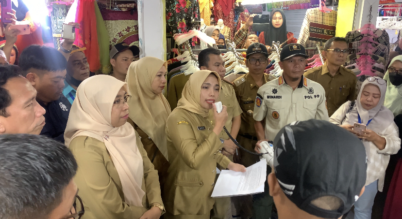 Pemkot Makassar Turun Langsung Sosialisai ke Pedagang Terkait Pengelolaan Pasar Butung